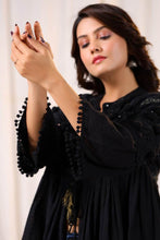 Load image into Gallery viewer, Black Boho Shrug