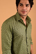 Load image into Gallery viewer, Green Handblock Printed Cotton Full Sleeve Shirt