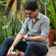 Load image into Gallery viewer, Blue Flower Bootaa Shirt - Bootaa By Textorium