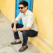Load image into Gallery viewer, Camel Shirt - Bootaa By Textorium