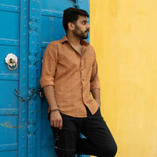 Load image into Gallery viewer, Vertical Leaf Printed Shirt - Bootaa By Textorium