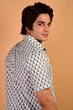 Load image into Gallery viewer, White Blue Handblock Printed Cotton Half Sleeve Shirt