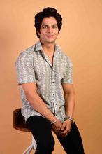Load image into Gallery viewer, Grey Floral Bel Handblock Printed Cotton Half Sleeve Shirt