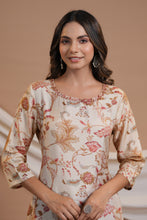 Load image into Gallery viewer, Beige Floral Kurta Set With Detailing
