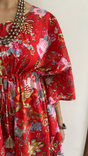 Load image into Gallery viewer, Red Floral Print Kaftan - Bootaa By Textorium
