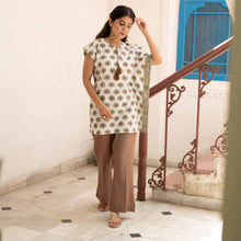 Load image into Gallery viewer, Kaftan Style Top With Pants - Bootaa By Textorium
